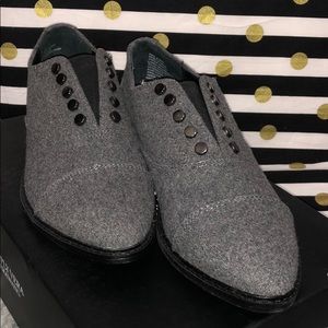 Simply Vera Vera Wang Swallow Shoe Size 6 NEW